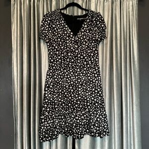 Chic Karl Lagerfeld dress in fun black and white print